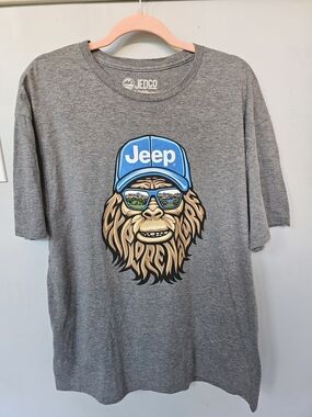 JEDCo Jeep Sasquatch Bigfoot Gray Graphic Tee Shirt Men's XL Outdoor Adventure